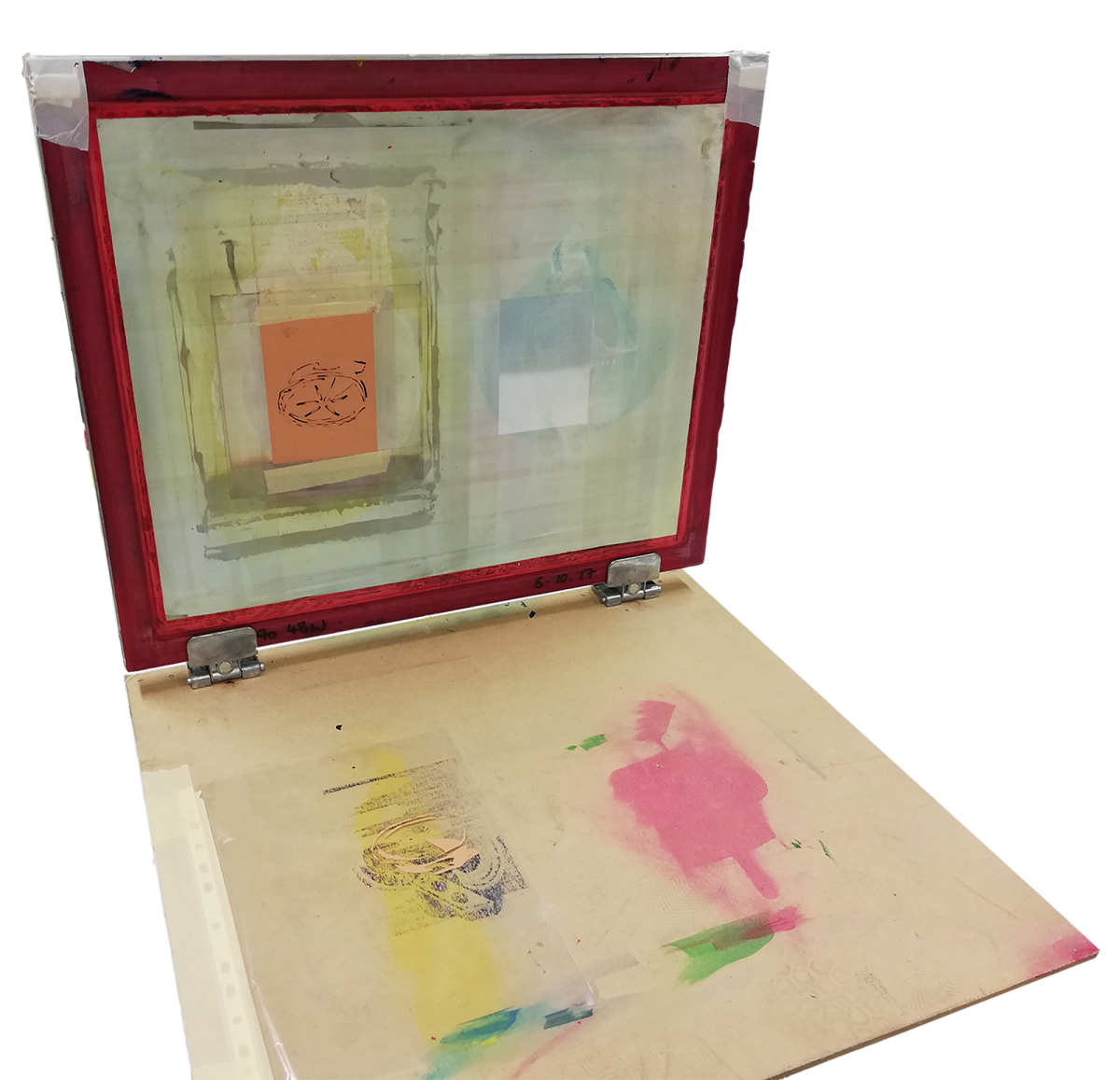 5-Screenprinting rig set up with stencil
