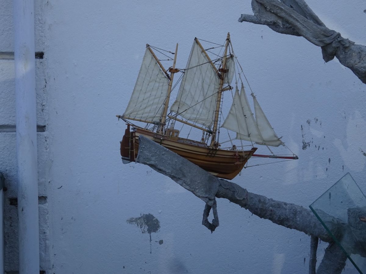 3-caption/Published and articled model boat “Elbe” 2015