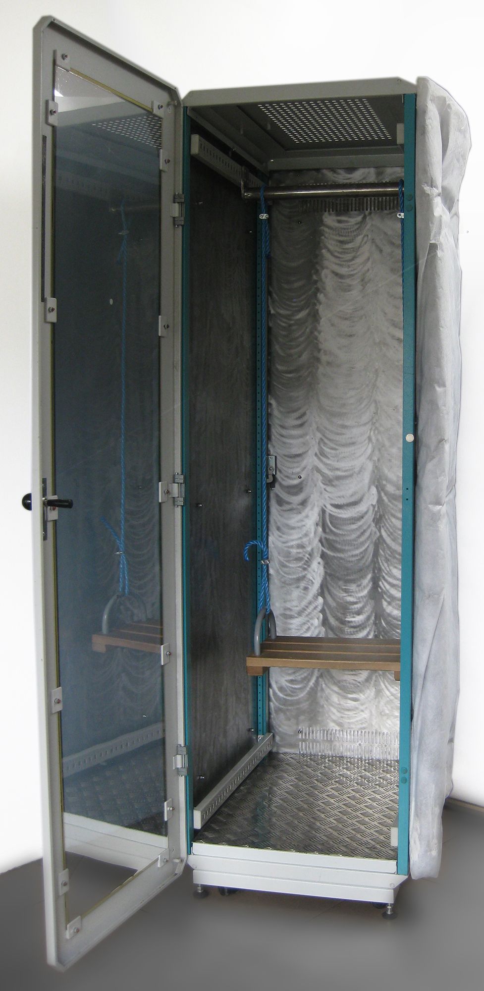 Hold Still; interior view, 206 x 70 x 75cm, steel, wool, swing, privacy film.